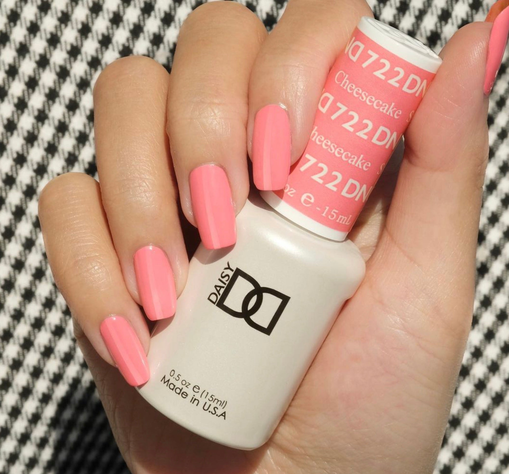 DND Matching Polish Set Gel & Lacquer 722 Strawberry Cheesecake