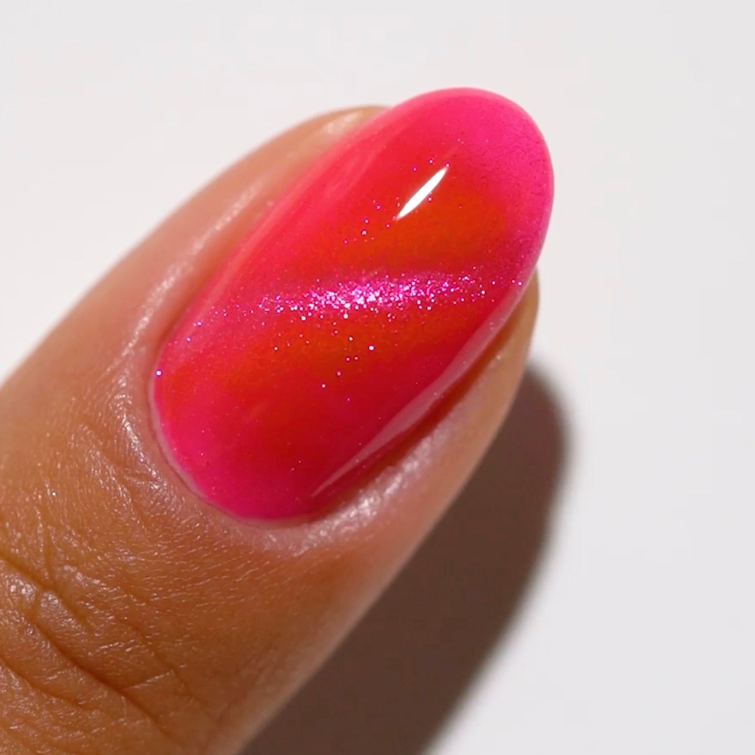 DND DC Cat Eye 9D Gel Polish #02 Bejeweled