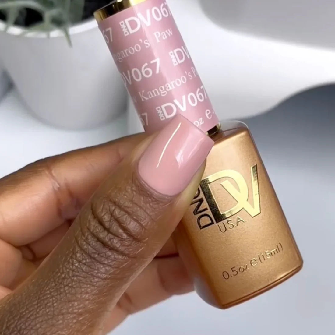 DND Diva Matching Polish Set Gel & Lacquer - #67 Kangaroo’s Paw