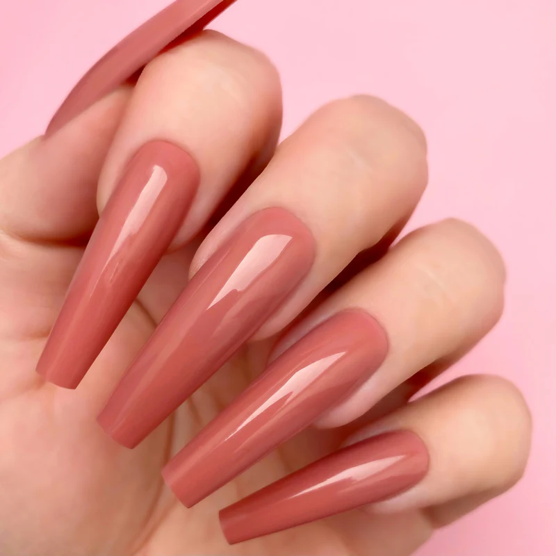 Kiara Sky N5012 Chic Happens nail swatch